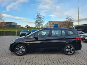 BMW 220 d Gran Tourer xDrive Sport 7Sitzer*NAVI*KAMER Bild 1