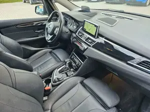 BMW 220 d Gran Tourer xDrive Sport 7Sitzer*NAVI*KAMER Bild 3