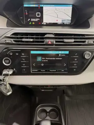 Citroen Grand C4 Picasso Grand C4 Spacetourer Selection ACC Navi 7-Sitzer Bild 5