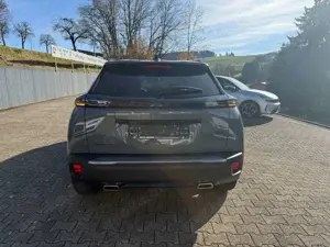 Peugeot 2008 Allure AUTOMATIK, LED, NAVI, SITZHEIZUNG Bild 4