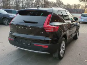 Volvo XC40 Momentum Pro 2WD T2 EU6d Navi Digitales Cockpit So Bild 4