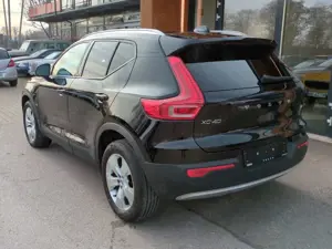 Volvo XC40 Momentum Pro 2WD T2 EU6d Navi Digitales Cockpit So Bild 5