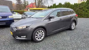 Ford Focus Focus Turnier 1.5 EcoBoost Titanium