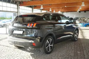 Peugeot 3008 1.5 Blue-HDi GT-Line LED Navi 360° DAB Tempom Bild 5