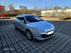 Renault Megane automatikgetriebe vollausstattung neu tüvundwartun