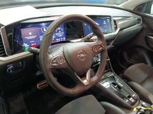 Opel Grandland 1.6T Fin. ab 2,99 % Allrad,Navi Bild 5