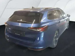 Skoda Superb Combi Sportline 2.0 TDI AHK*Matrix*HuD Bild 2