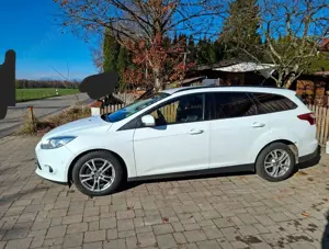 Ford Focus Focus Focus Turnier 1.6 TDCi DPF Champions Edition Bild 1