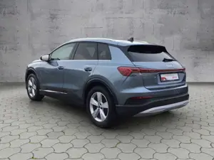 Audi Q4 e-tron 50 quattro STH/NAV/ACC KLIMA LED LEDER Bild 2