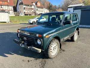 Lada Taiga 4x4 2.HD/TÜV+SERVICE NEU/SEILWINDE/OFFROAD
