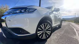 Mitsubishi Outlander 2.0 2WD CVT Diamant+ Bild 2