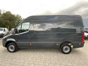 Mercedes-Benz Sprinter 317 CDI KA HD Mittel Klima 3-Sitze Werkstattregale Bild 2