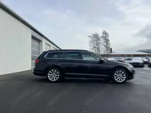 Volkswagen Passat Variant 2.0 TDI DSG 4Motion Business 175€ m.20% Anz. AHK Bild 5