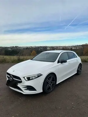 Mercedes-Benz A 200 AMG Line + Black Paket