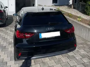 Audi A1 A1 Sportback 35 TFSI Sportback S tronic advanced Bild 3