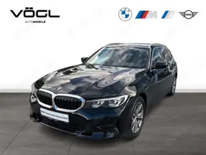 BMW 320 d xDrive Touring Sport Line Standheizung AHK