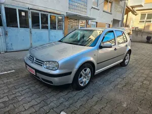 Volkswagen Golf 2.0 / Automatik / wenig KM /  TÜV NEU