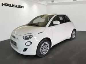 Fiat 500e Sitzheizung Rückfahrkamera Parksensoren