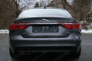 Jaguar XF 20d 180PS Prestige Automatik Bild 4