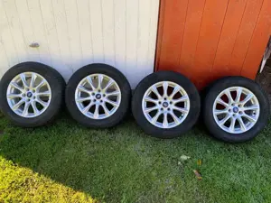 Ford Mondeo Mondeo Turnier 1.6 TDCi Start-Stopp Titanium Bild 2