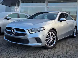 Mercedes-Benz A 180 Automatic, Kamera, SHZ, TÜV Neu, Allwetter