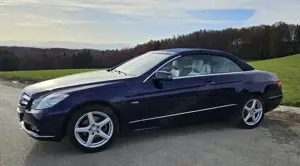 Mercedes-Benz E 250 E 250 CGI Cabrio BlueEFFICIENCY Automatik Elegance