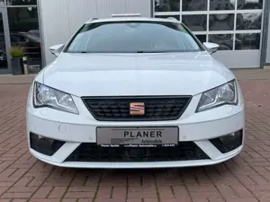 SEAT Leon ST Style DSG Navi Leder HU/AU Service neu Bild 2