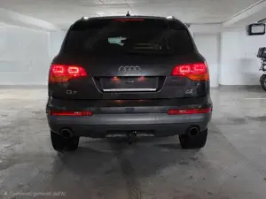 Audi Q7 Q7 4.2 FSI quattro tiptronic Bild 2