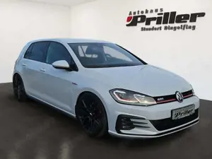Volkswagen Golf GTI 2.0 TSI 5-türig/NAVI/LED/SHZ/Alu 19" Bild 2