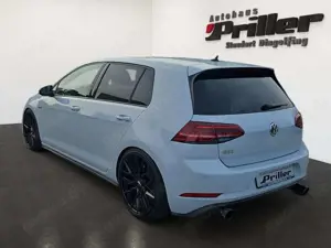 Volkswagen Golf GTI 2.0 TSI 5-türig/NAVI/LED/SHZ/Alu 19" Bild 4