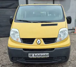 Renault Trafic Combi L1H1 2,7t  verglast Camper CarPlay Bild 2
