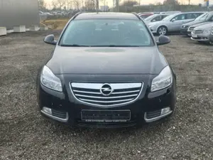 Opel Insignia Sports Tourer 2.0 CDTI Cosmo 96kW Bild 2