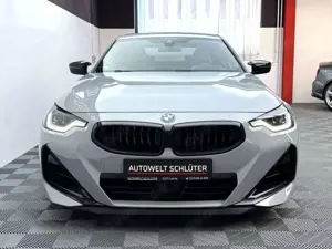 BMW 240 Bild 2