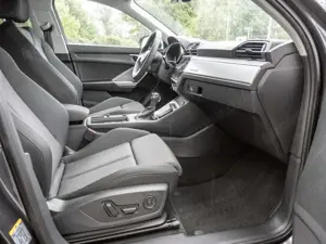 Audi Q3 Sportback S line 35 TFSI NAVI LED RFK Bild 2