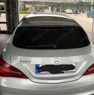 Mercedes-Benz CLA 200 CLA 200 d 7G-DCT AMG Line Bild 3