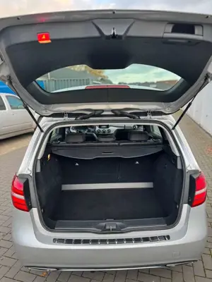 Mercedes-Benz B 200 B 200 (BlueEFFICIENCY) 7G-DCT Bild 5