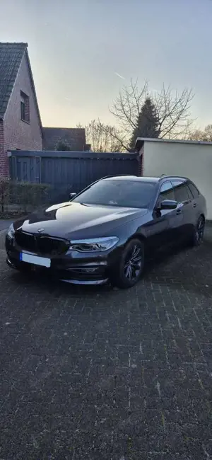 BMW 520 520d  Sport Line ACC, Spurhalt. Totew.