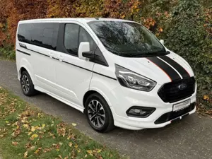 Ford Tourneo Custom Sport L1  8-Sitze /Zahnriemen NEU
