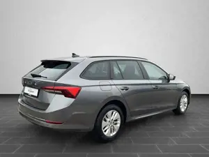 Skoda Octavia Combi 2,0 TDI NAVI/LED/Sitzheizung vo./u Bild 2