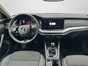 Skoda Octavia Combi 2,0 TDI NAVI/LED/Sitzheizung vo./u Bild 3