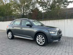 Skoda Kamiq 1.0 TSI Style LED*CarPlay*Kam*Spur*Key*17