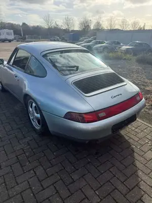 Porsche 993 Carrera Bild 3