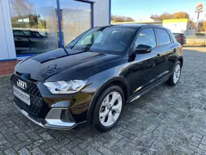 Audi A1 35 TFSI allstreet Navi Leder Sitzhzg App Connect