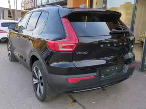 Volvo XC40 Core Recharge Pure Electric 2WD StandHZG AHK Digit Bild 5