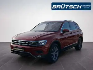 Volkswagen Tiguan 2.0 TSI Highline 4Motion DSG / PANORAMA / AHK / AC