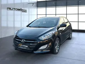 Hyundai i30 YES! SHZ/PDC/Klima Bild 2