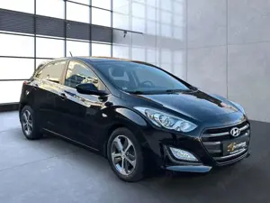 Hyundai i30 YES! SHZ/PDC/Klima Bild 4