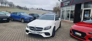Mercedes-Benz E 63 AMG S 4Matic T-Modell PanoNight-Paket