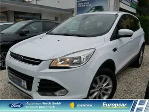 Ford Kuga Titanium Navi El. Heckklappe Mehrzonenklima Notbre