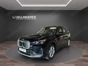 BMW iX1 xDrive30 NP 64.249,-  Head-Up 360°